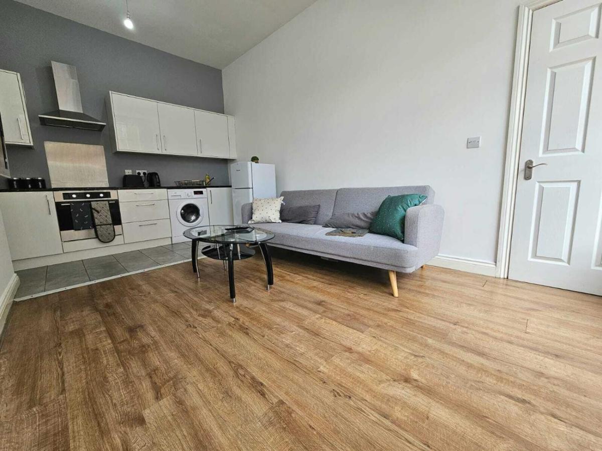 Bee Accommodations Backways Leicester Exteriér fotografie
